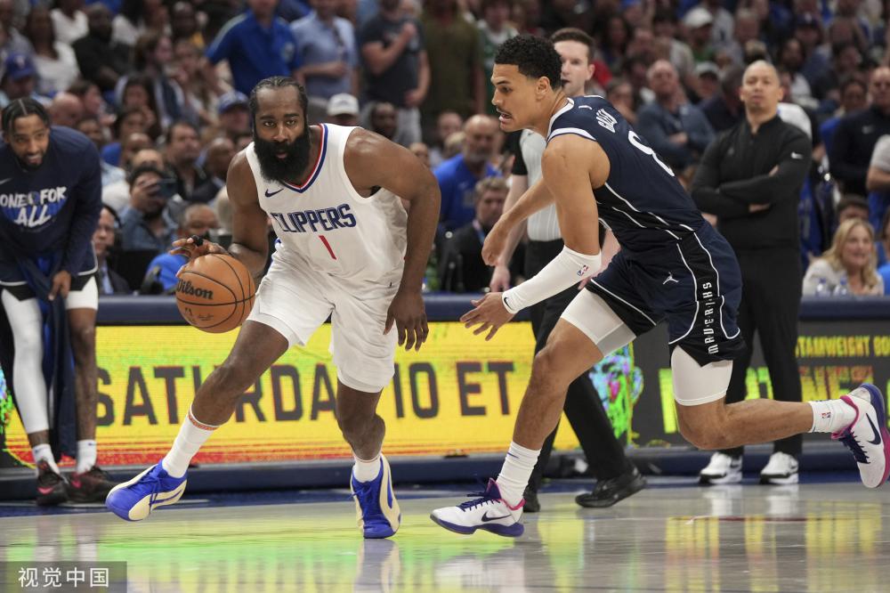 赛中脱颖而 赛中脱颖而