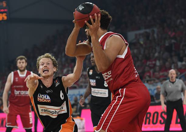 荣耀之路 荣耀之路